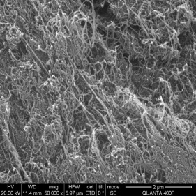 nanotubos de carbono usados ​​como fibras de alta resistência superfina